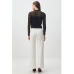 Bluza crop cu insertii de plasa