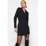 . Rochie-sacou mini cu revere decupate