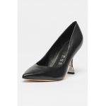 Pantofi de piele cu varf ascutit