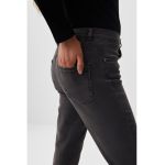 Blugi crop slim fit