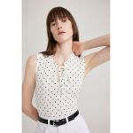 Bluza cu model cu buline - fara maneci