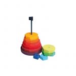Turn gigant de stivuit cu forme geometrice