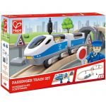 Hape - Tren din lemn, Cu accesorii