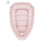 Cosulet bebelus, MimiNu, Pentru dormit, Baby Nest 55 x 75 cm, Cu Volanase, Husa 100% bumbac, Din bumbac certificat Oeko Tex Standard 100, Colectia Royal, Powder Pink
