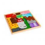 Set cu 14 figurine in forma de animale din lemn Ecotoys 3002