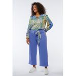 Pantaloni crop cu talie medie