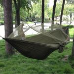 Hamac turistic din nylon cu plasa de tantari, verde, dimensiuni 260 cm x 140 cm