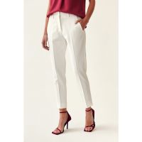 Pantaloni crop conici