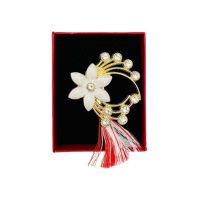 Brosa En-gros Floare Stilizata, marime mare, ambalata in cutie rosie, 8.5×6.5×2.5cm
