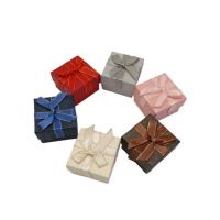 Cutie cu fundita de satin set de 24 buc 5x 5×3.5 cm