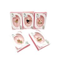 Martisor engros in cutiuta brose metal diverse 24 buc/set