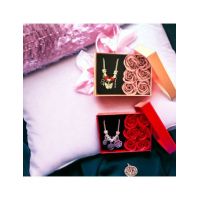 Set cadou 8 Martie cu bratara Pandora & 6 flori sapun