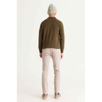 Blugi slim fit cu talie medie