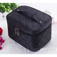 Geantă cosmetică pentru femei T606 negru