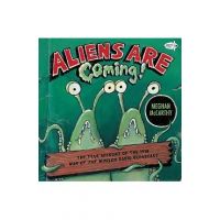 Aliens Are Coming!: The True Account of the 1938 War of the Worlds Radio Broadcast - Meghan Mccarthy
