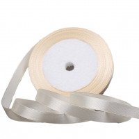 Panglică satinată 10 mm / 22 m cremos