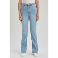 Blugi bootcut cu 5 buzunare