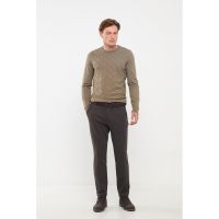Pantaloni chino cu talie medie