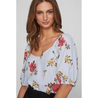 Bluza cu model floral si maneci bufante
