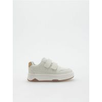 Pantofi sport cu prindere cu scai - crem