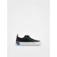Pantofi sport cu aplicatie - negru