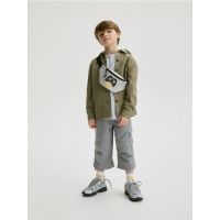 Pantaloni culotte cu tiv contrastant - gri deschis