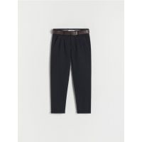 Pantaloni chino din material structurat, cu curea - negru