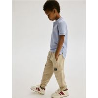 Pantaloni jogger cu buzunare cargo - bej