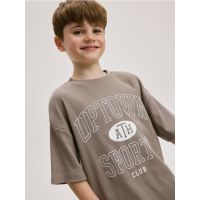 Tricou oversized cu imprimeu - maro