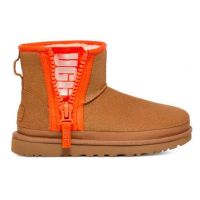Ghete UGG Classic Mini Zipper Tape Logo