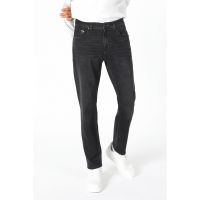 Blugi regular fit cu talie medie
