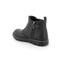 Ghete din piele