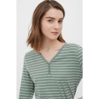 Bluza cu dungi si maneci trei-sferturi