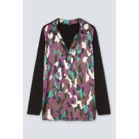 Bluza cu model abstract