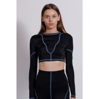 Bluza crop cu cusaturi contrastante