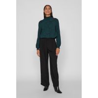 Bluza cu maneci lungi si model