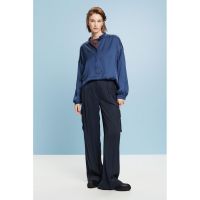 Bluza cu aspect satinat si maneci cazute