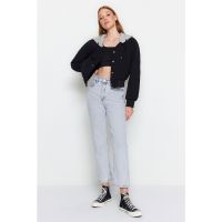 Blugi crop cu croiala dreapta