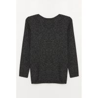 Bluza cu detalii contrastante