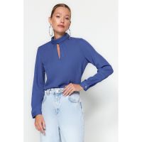 Bluza cu guler cu pliuri