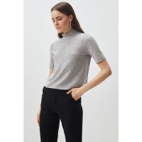 Bluza crop din jerseu cu guler inalt