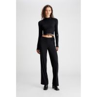 Bluza crop cu terminatie cu snur