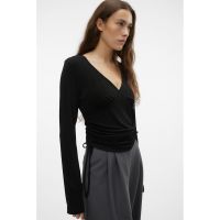 Bluza cu decolteu in V si snururi
