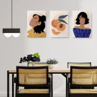 Set 3 tablouri portrete femei caise - Dimensiune multicanvas: 3 tablouri 30x45 cm