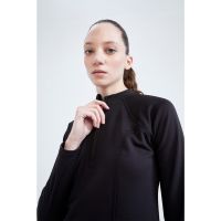 Bluza cu maneci raglan si fenta cu fermoar