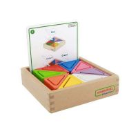 Joc educativ prisme triunghiulare si triunghiuri-recipient, din lemn, +2 ani, Masterkidz