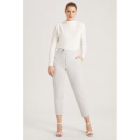 Pantaloni crop cu talie inalta