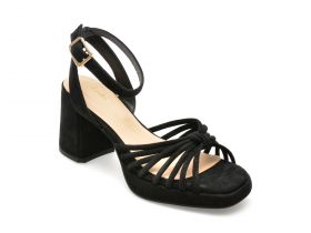 Sandale CLARKS negre, RITZY 75 FAYE, din piele intoarsa