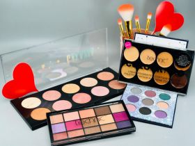 Set Machiaj Cadou Technic Galaxia, 6 produse