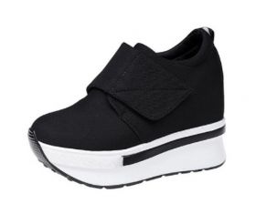 Adidași cu platformă pentru femei negru 35